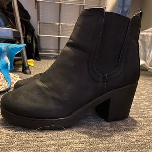 Boohoo Black Matte Booties